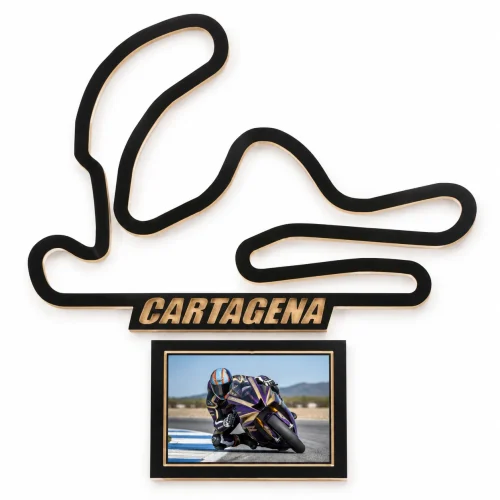 Circuito de Cartagena en madera con marco para foto, vista frontal sobre fondo blanco