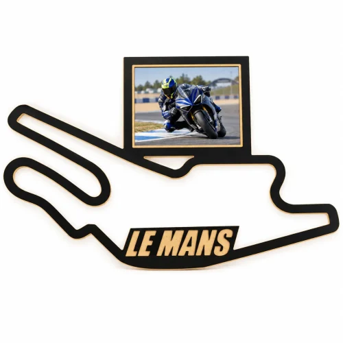 Circuito de Le Mans en madera con marco para foto, vista frontal sobre fondo blanco