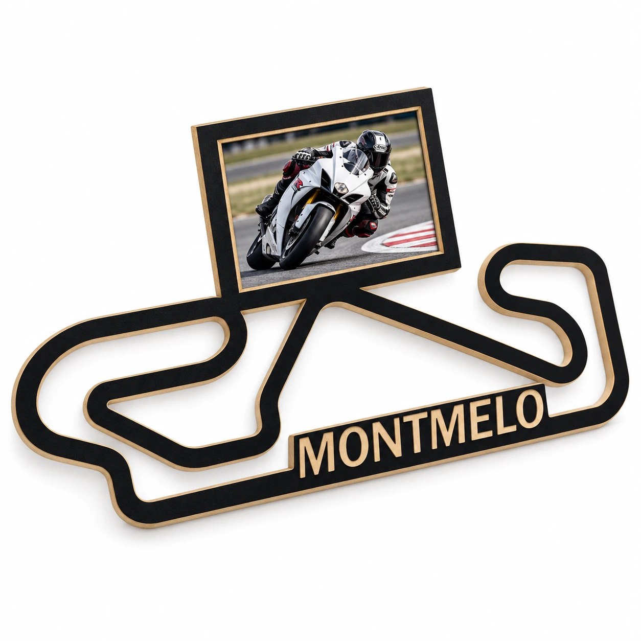 Circuito de Montmeló actual sin chicane en madera con marco para foto, vista lateral izquierda sobre fondo blanco
